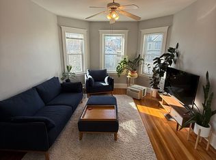 126 Neponset Ave Floor 3, Dorchester, MA 02122