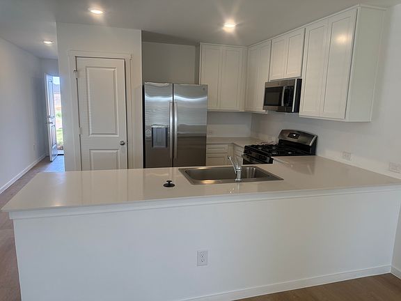 5th image of 2632 NW 203rd St