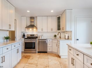15 Bogert Pl, Clifton City, NJ 07013