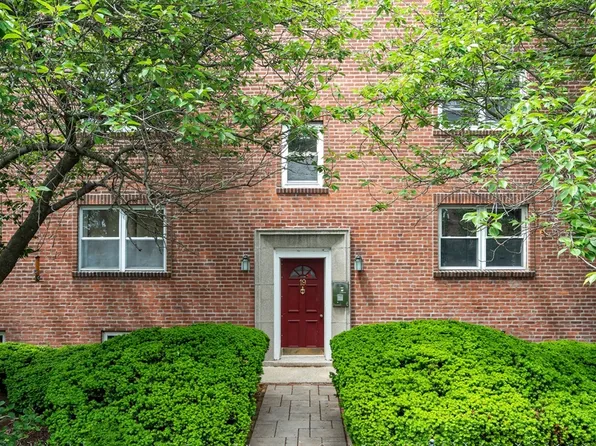 19 Alton Ct APT 1, Brookline, MA 02446