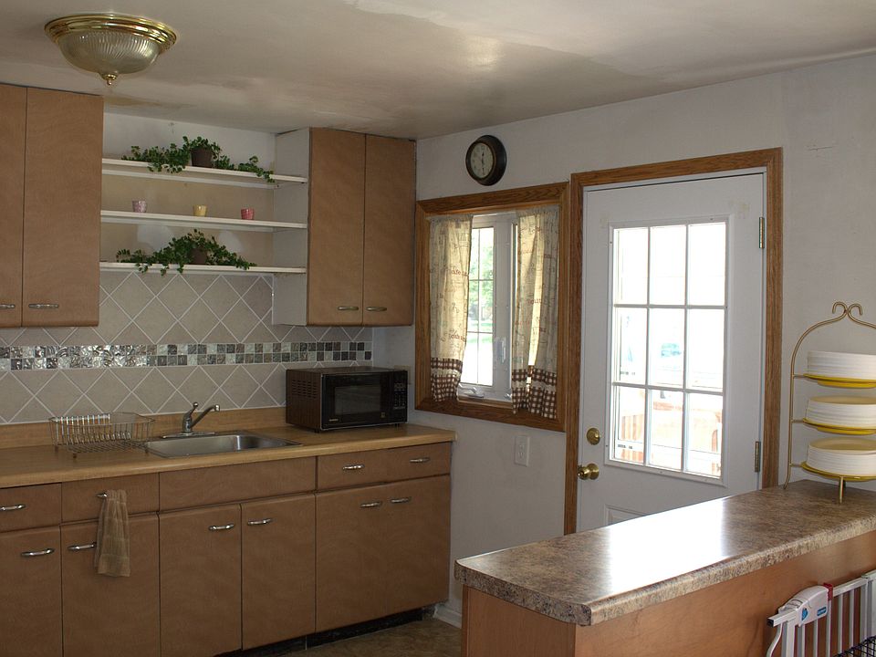 1st image of 3644 Western Ave