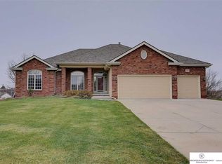 2386 S 183rd Cir, Omaha, NE 68130