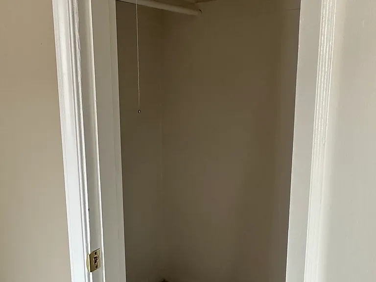 514 E Roy St #202 — Photo 13