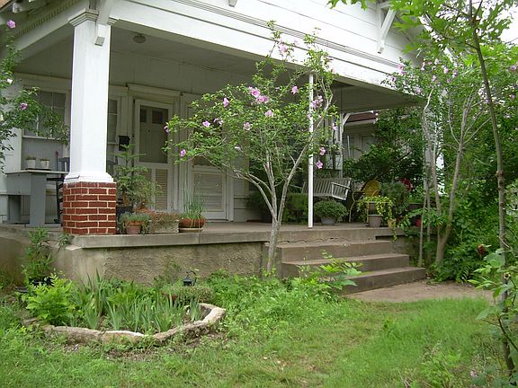 3rd image of 5647 E Side Ave