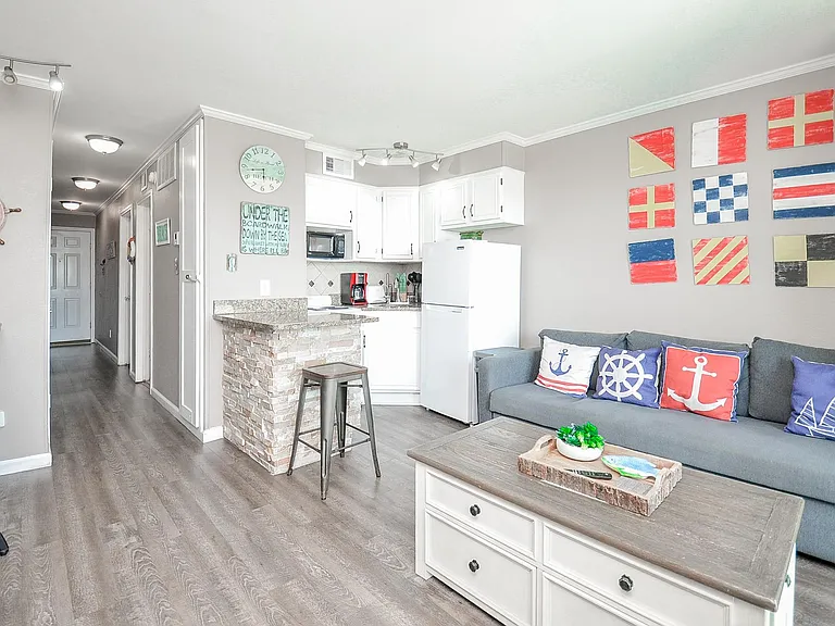 6102 Seawall Blvd #102B — Photo 29