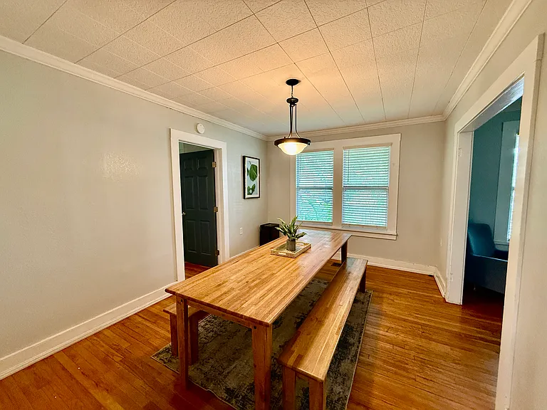 2624 W Desoto St #A — Photo 7
