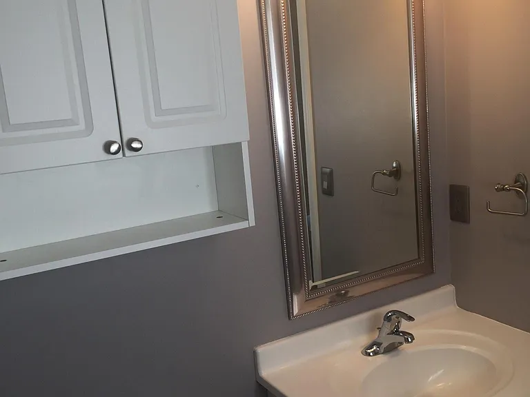 2815 Drake St — Photo 12