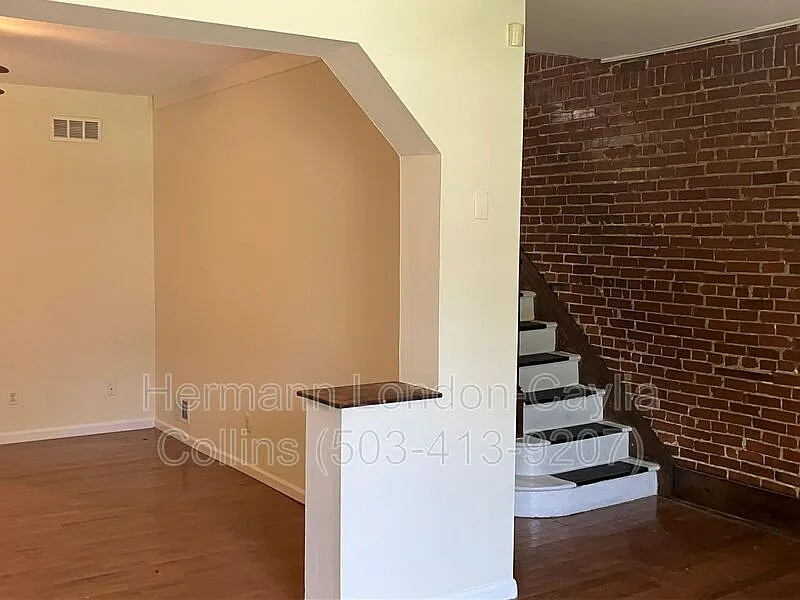 3 bed, 1.0 bath, 1646 sqft, $1,675 — Photo 3