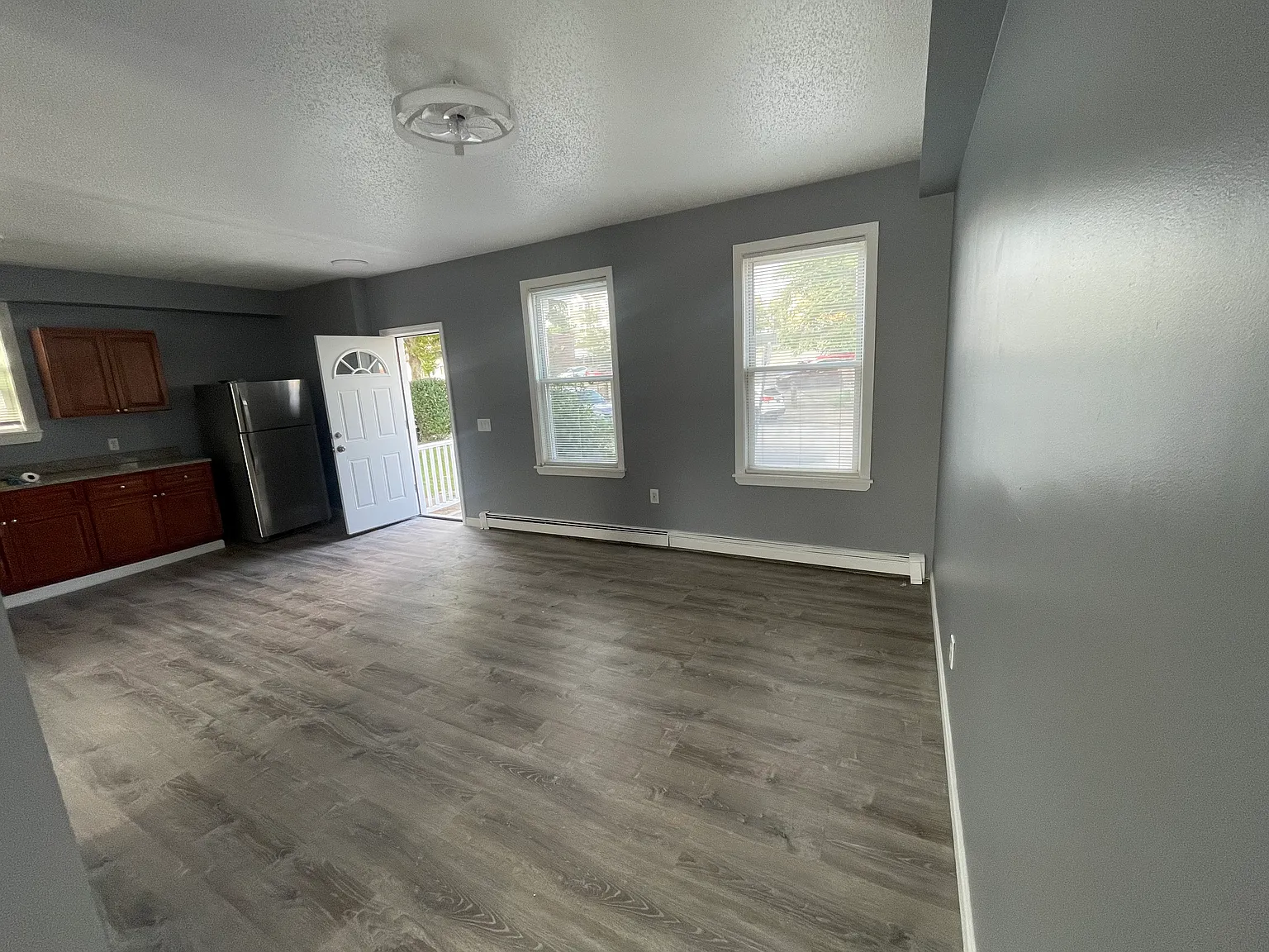 804 County St — Photo 2