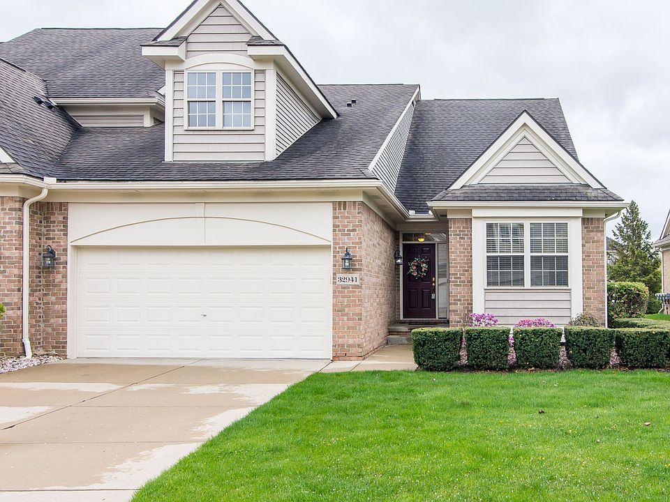 1st image of 32941 Brookside Cir #60