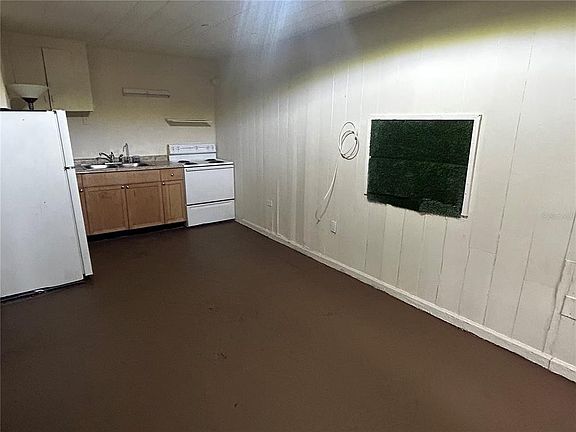 3rd image of 505 E Virginia Ave #2