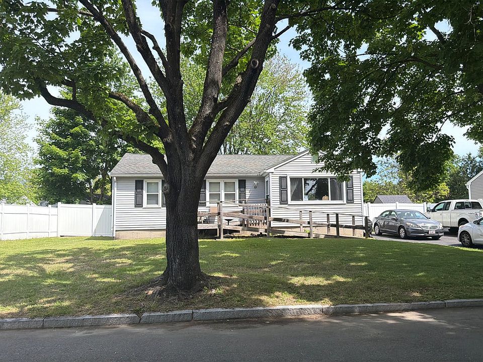 1st image of 16 Leatherleaf Cir