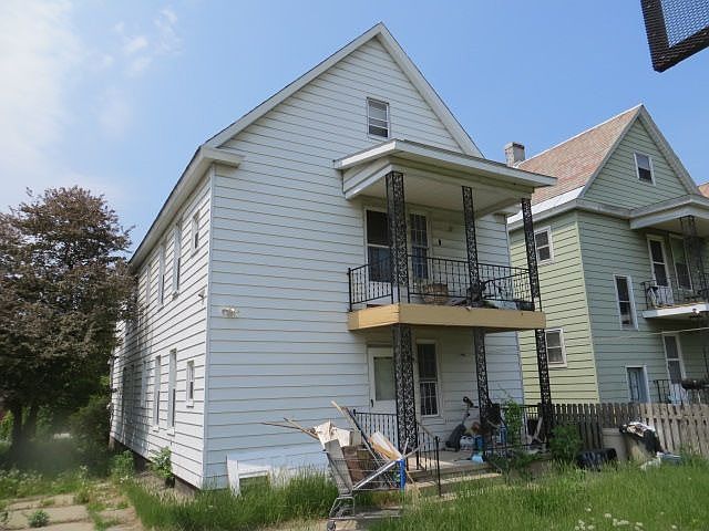 2nd image of 1606 Avenue A