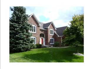 13883 Springmill Ponds Cir, Carmel, IN 46032