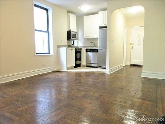 Rented by City Connections Realty | media 12