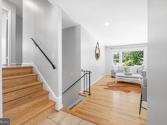 4th image of 1416 Chilton Dr