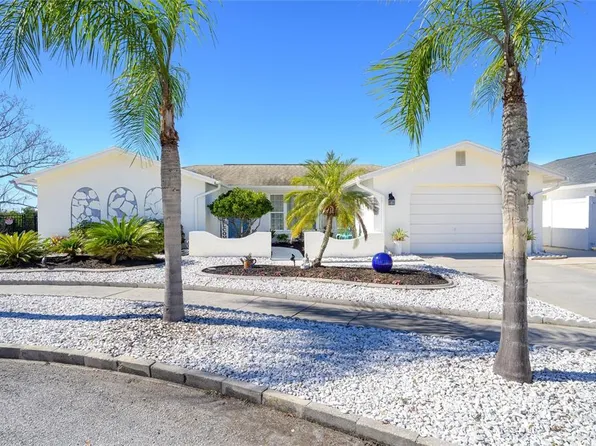 1053 Grand Blvd, Holiday, FL 34690