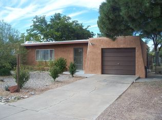 5605 Essex Dr NW, Albuquerque, NM 87114