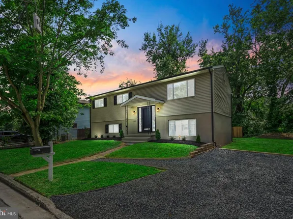 3229 Howard Ave, Pennsauken, NJ 08109