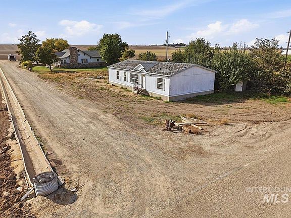 3rd image of 17651 Boehner Rd