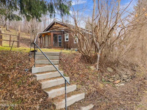 941 W Richmondville Road, Cobleskill, NY 12043
