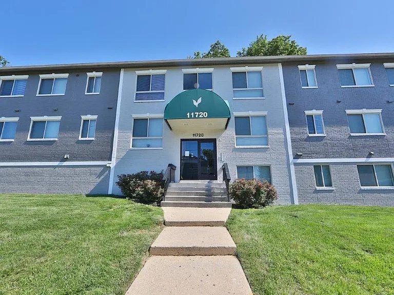 Villages at Montpelier Apartment Homes — Photo 26