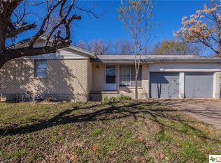 1204 S 9th St, Copperas Cove, TX 76522