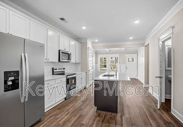2071 Denmark Ave SE — Photo 11
