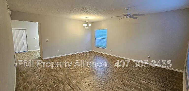 4212 Forest Island Dr — Photo 3