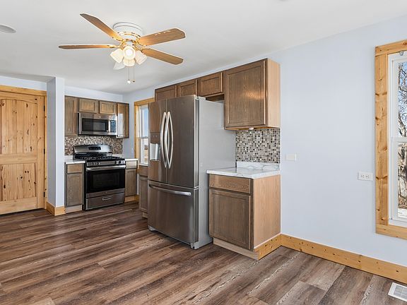 4th image of 3292 E 24th Rd