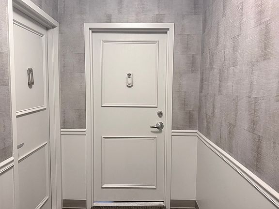 2nd image of 40 E Cedar St APT 11C