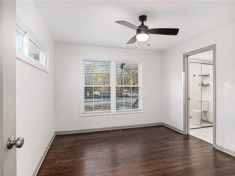 2105 Fellowship Rd — Photo 11
