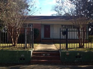853 N 7th Ave, Laurel, MS 39440