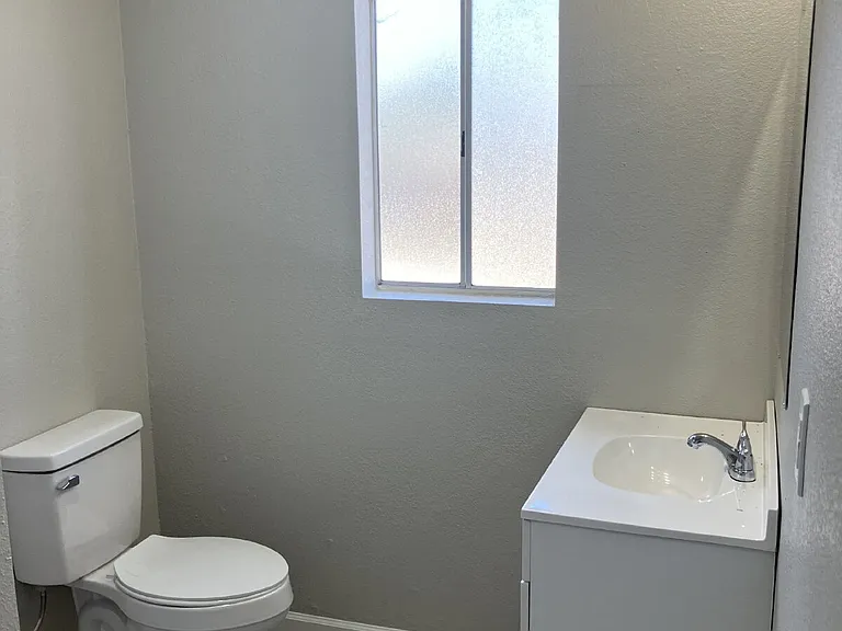 1855 D St #6 — Photo 6
