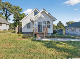 4316 Saratoga St, Omaha, NE 68111