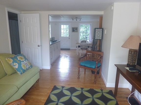 3rd image of 2228 NE Sunny Acres Way