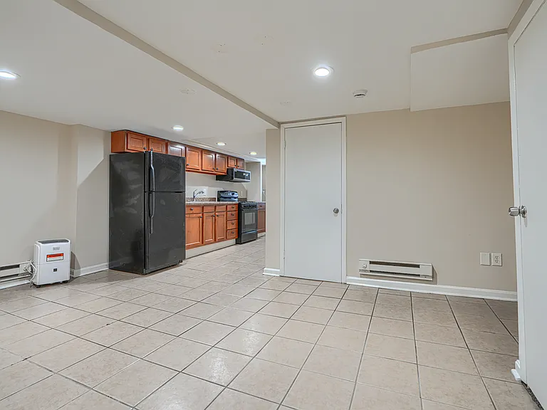 4041 Wilkens Ave #C — Photo 15