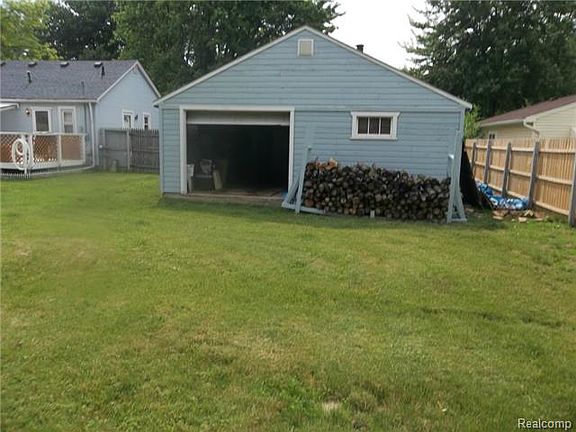 5th image of 6373 Fellrath St