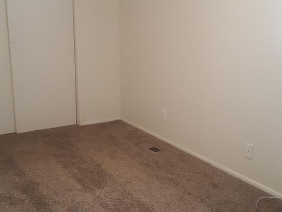 2nd image of 162 E Townhouse Ct