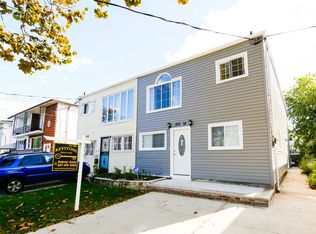 25514 149th Ave, Rosedale, NY 11422