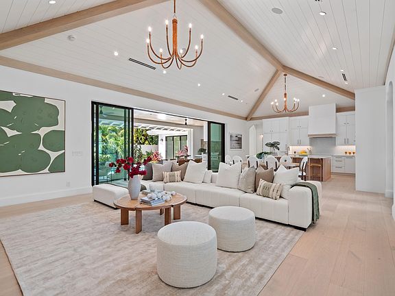 3rd image of 502 Gardenia Terrace