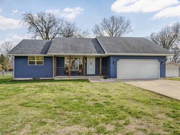 210 Crestwood Drive, Marshfield, MO 65706