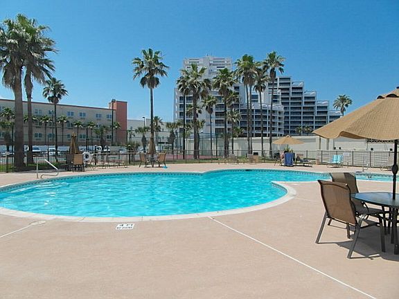 2nd image of 900 Padre Blvd #201