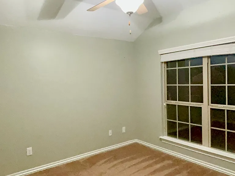 10534 Cruces Dr — Photo 4