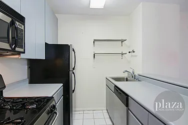 Rented by Plaza Real Estate Group