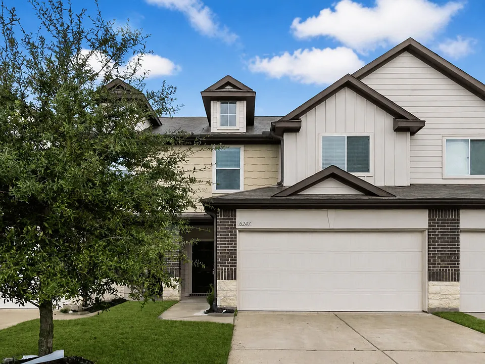 6247 Brenwood Cir