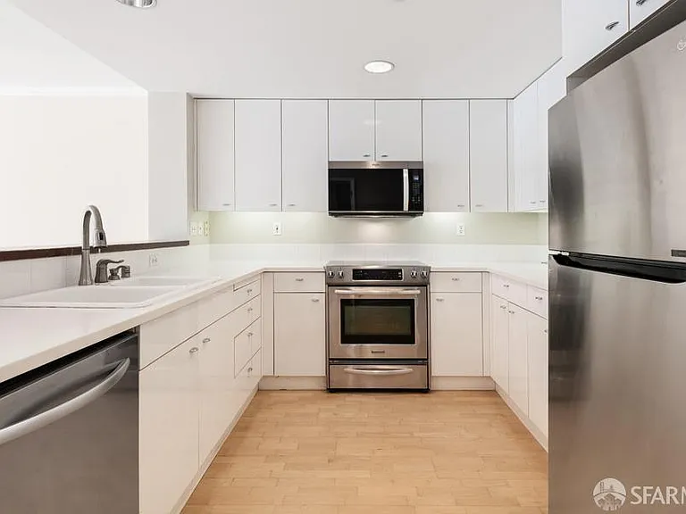 403 Main St #311N — Photo 3