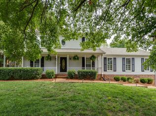 6712 N Creekwood Dr, Brentwood, TN 37027