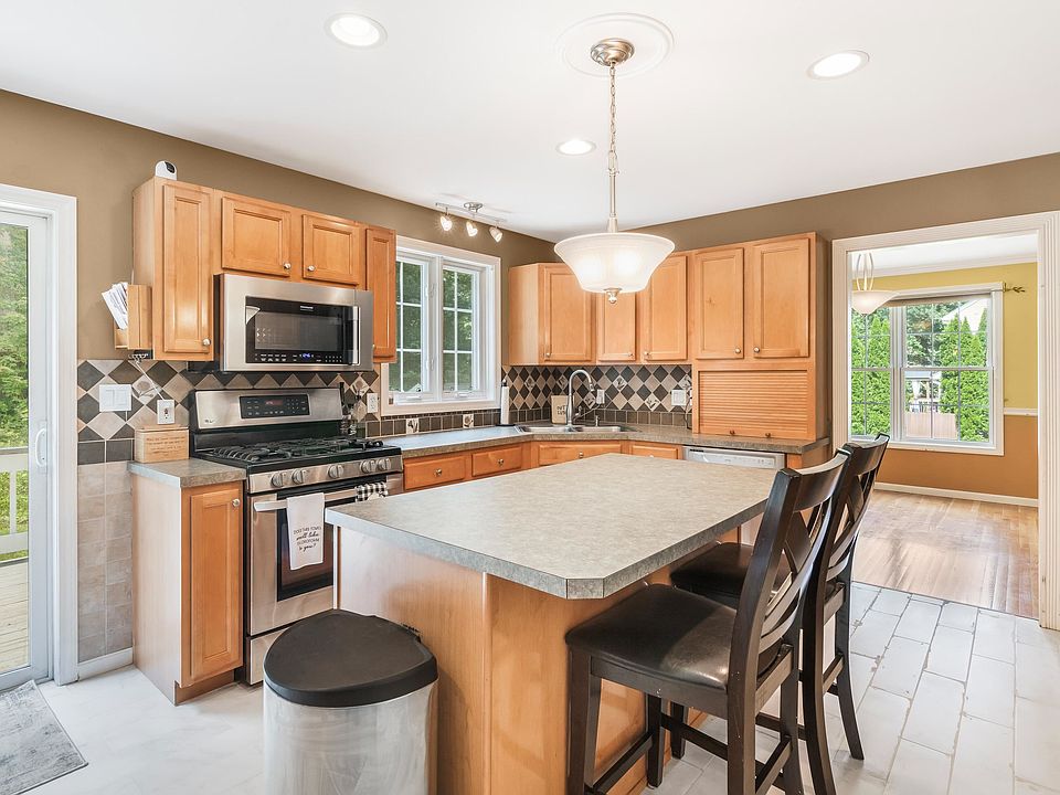 17 Jessica Drive, Merrimack, NH 03054 Zillow