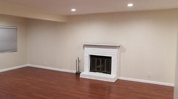 2nd image of 4865 W 118th St